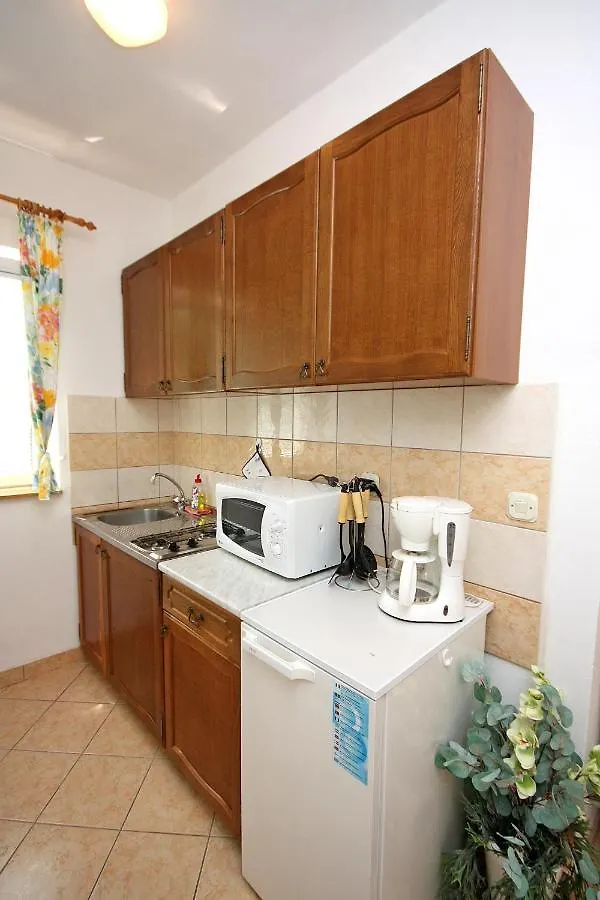 Apartments By The Sea Barbat, Rab - 4967 Barbat na Rabu