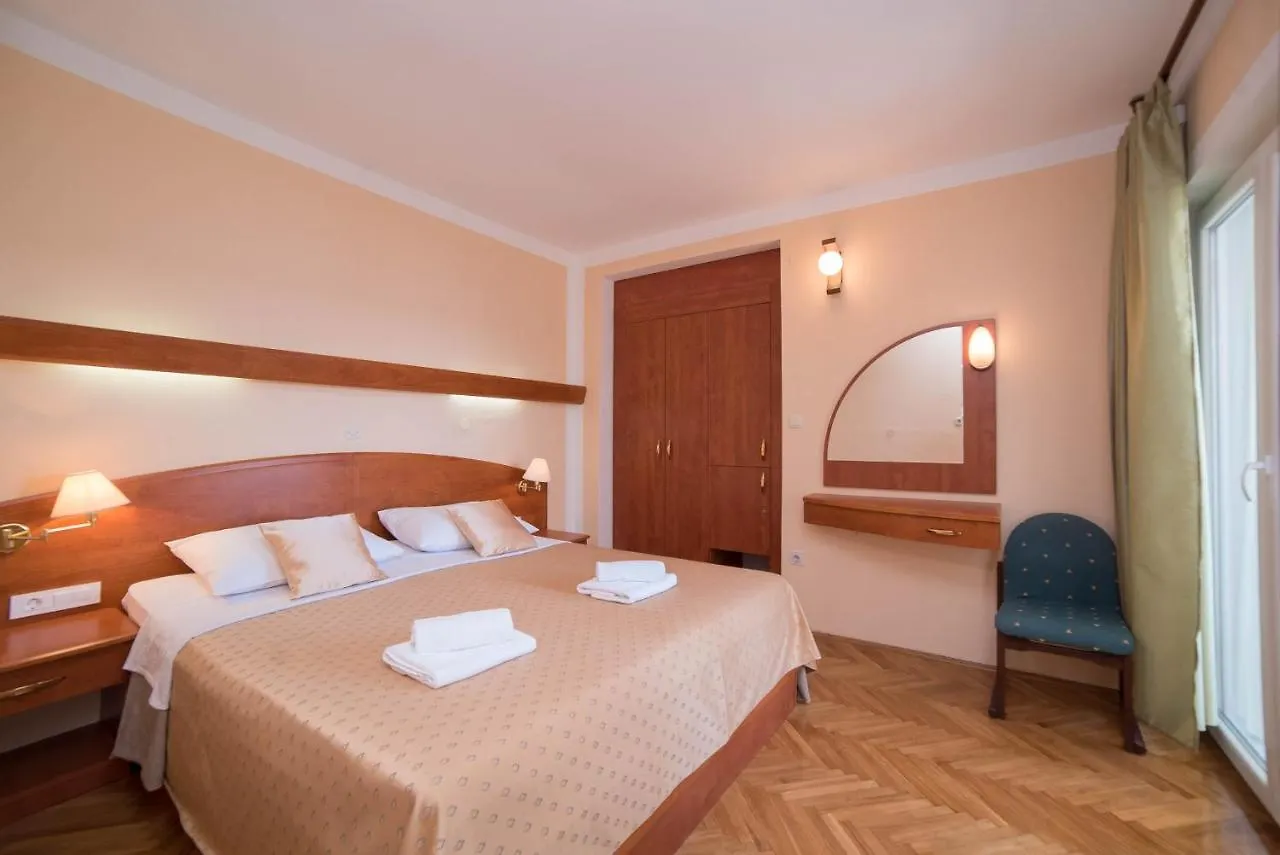 Apartments By The Sea Barbat, Rab - 4967 Barbat na Rabu